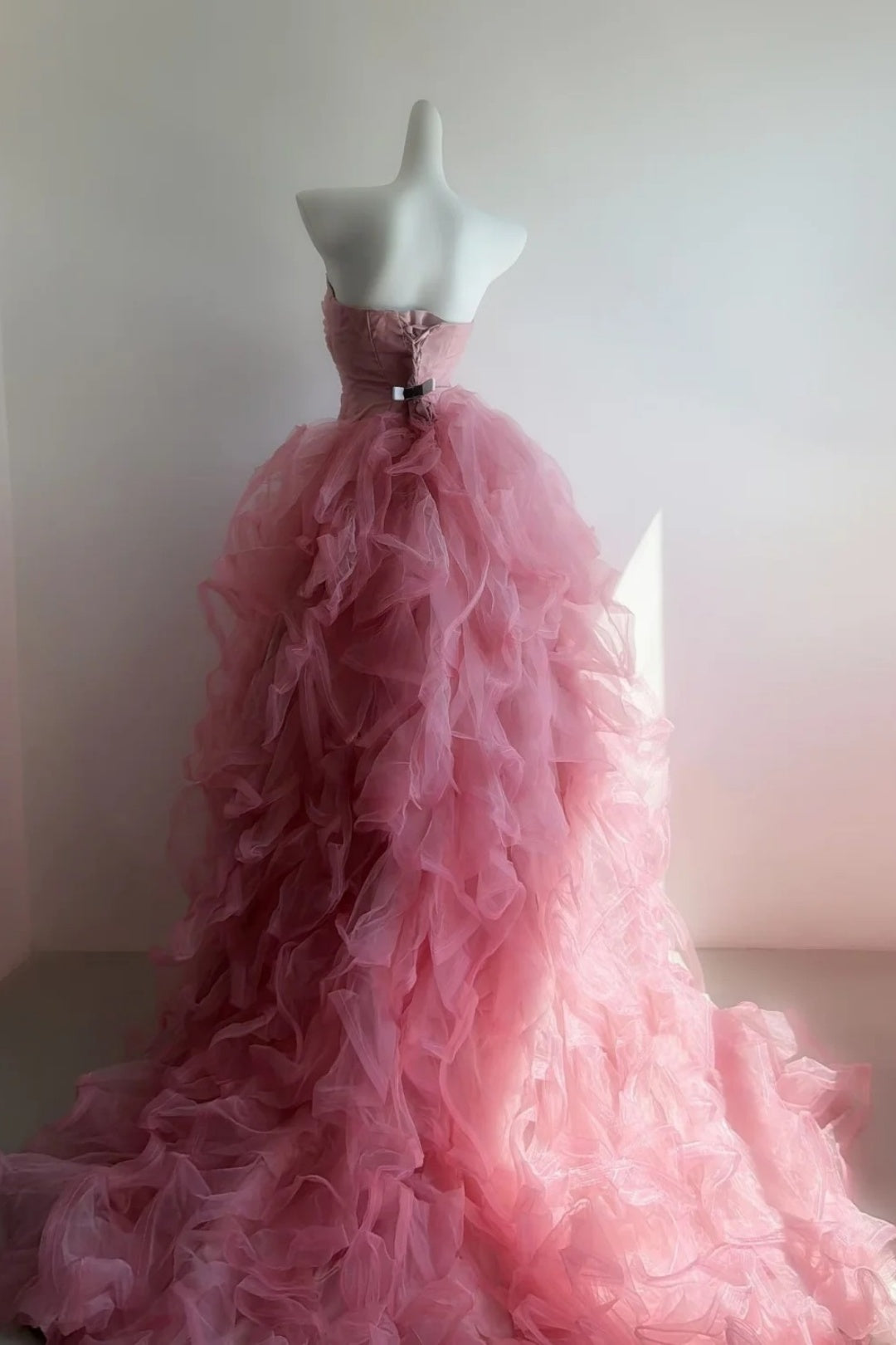 Dusty Pink Strapless Tulle Ball Gown Dress Ruched Bodice Lace‑Up Back Prom Train Gown F0151