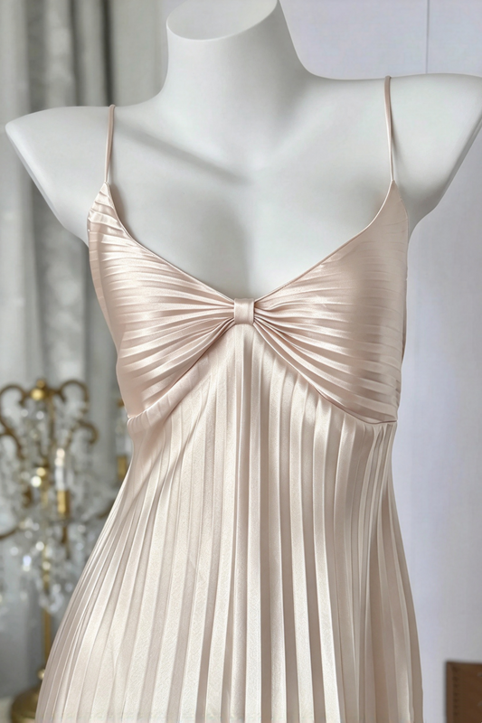 Champagne Back Tie Satin Pleated Bridesmaid Dres F0389