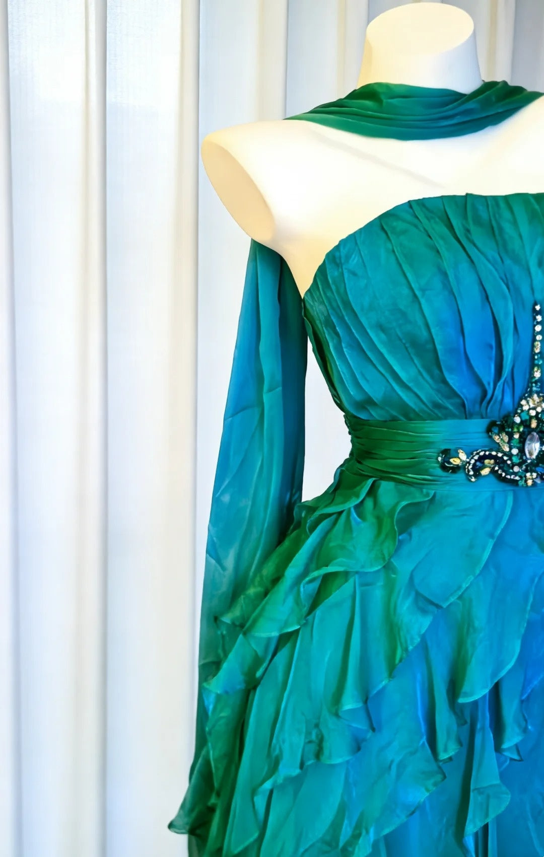Grün-Blau Ombre Chiffon Homecoming Kleid Perlen Rüschen Kurzes Partykleid F0022