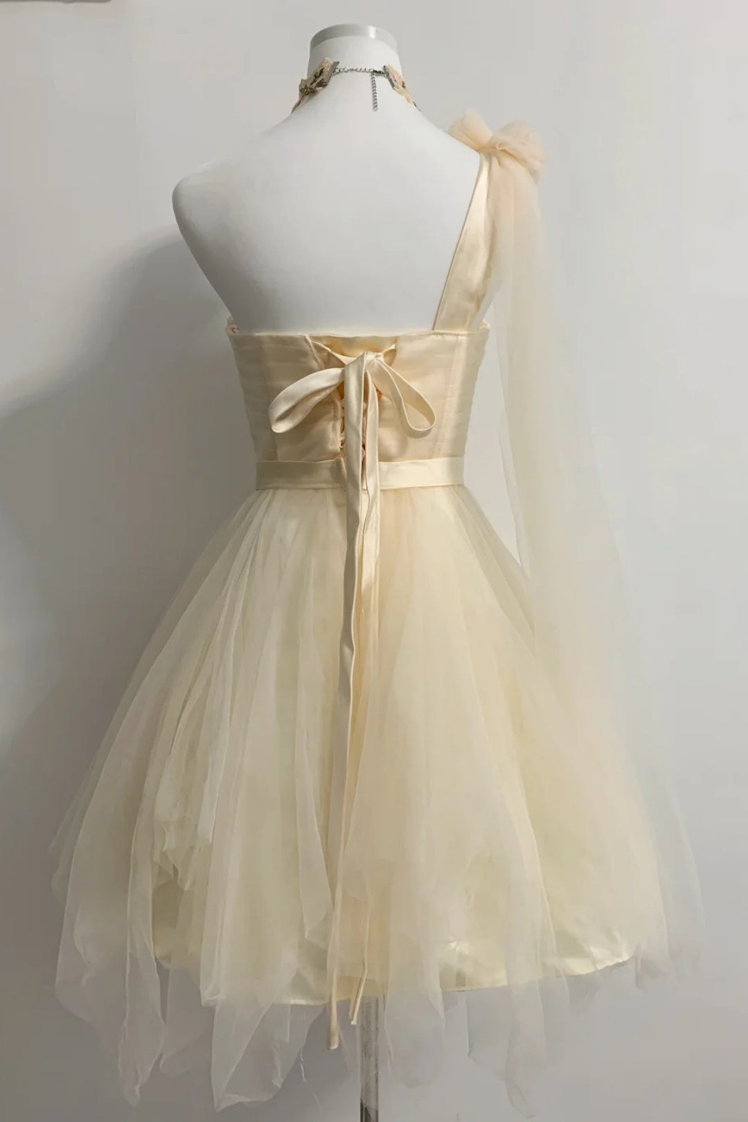 One Shoulder Champagne Tulle Homecoming Dress Floral Bow Mini Dress F0302