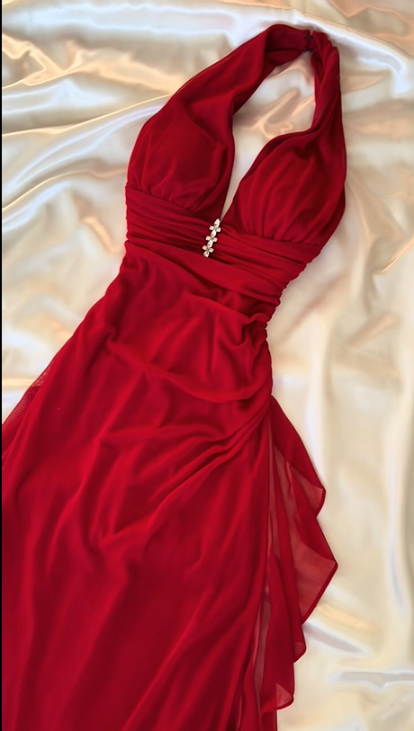Red Chiffon Halter V Neck Long Evening Dress With Rhinestone F0396