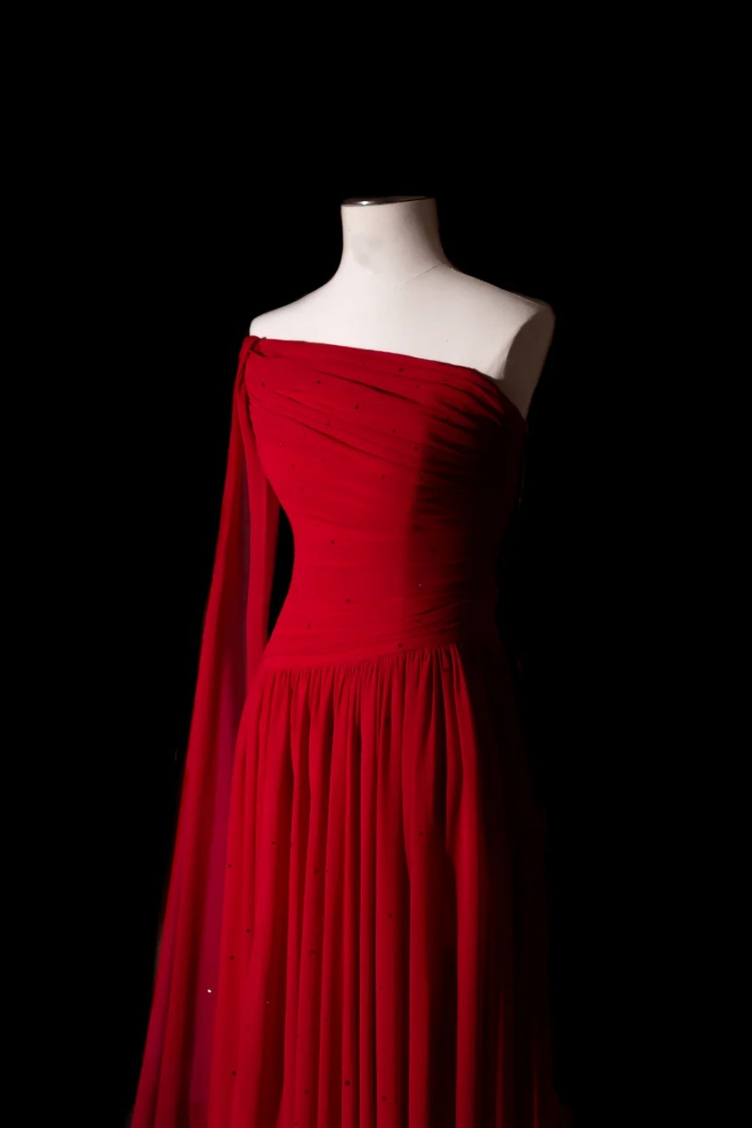 Red Chiffon Strapless Evening Gown With Flowing Sash F0373