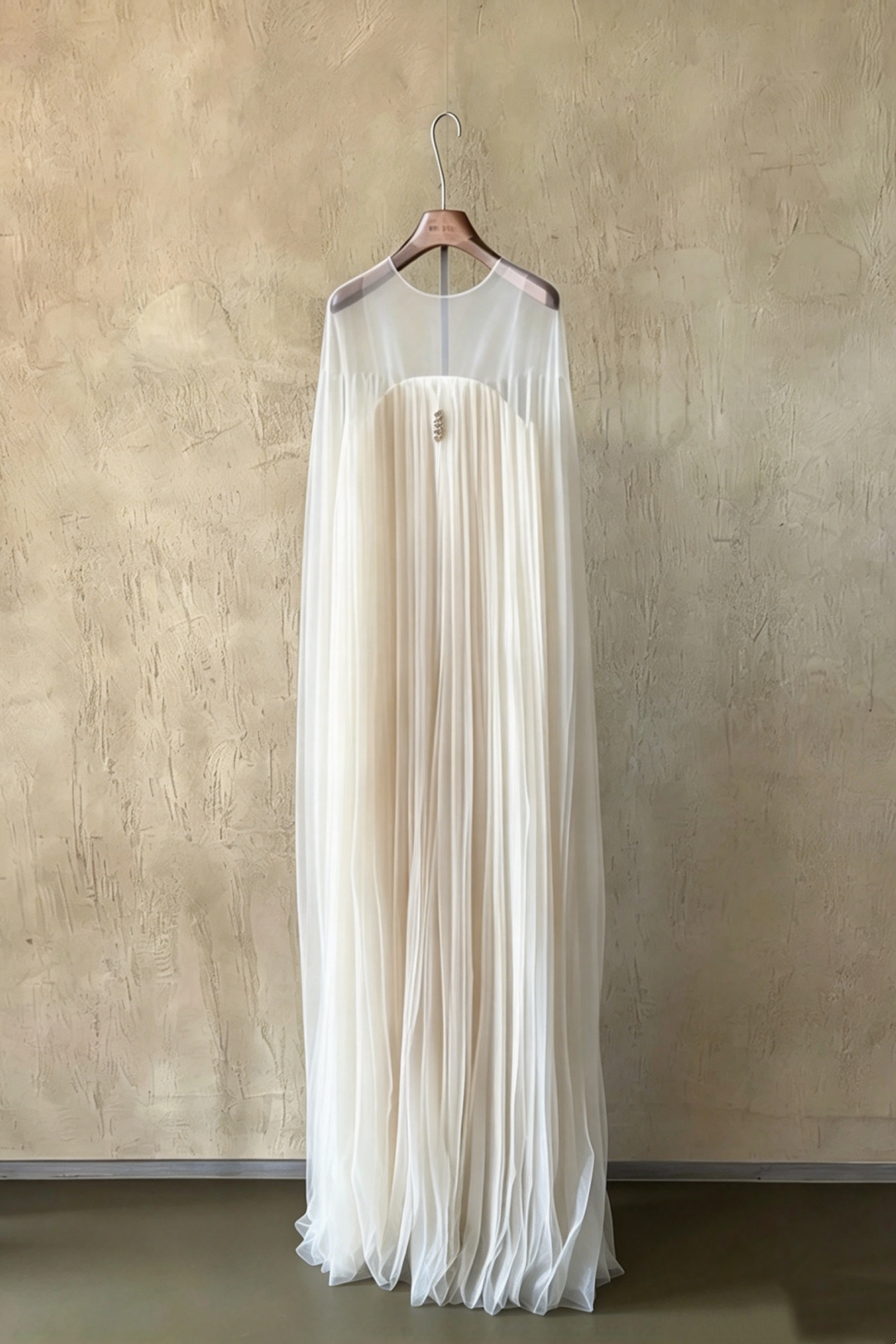 White Sheer Mesh Pleated Tulle Loose Evening Dress F0526