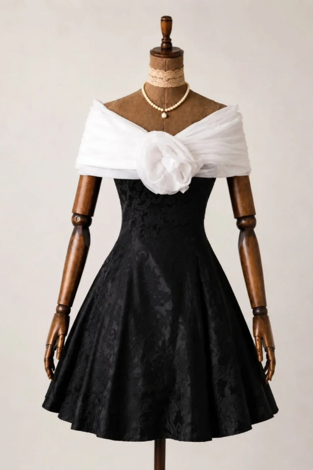 Off‑Shoulder Short Homecoming Dress, 3D Flower Contrast Formal Party Dress F0122