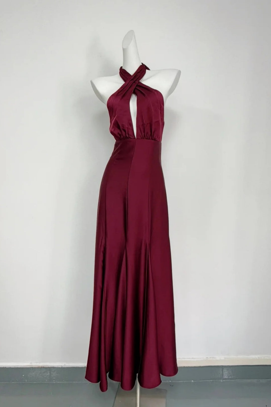 Burgundy Satin Halter Mermaid Evening Dress Keyhole Formal Gown F0182