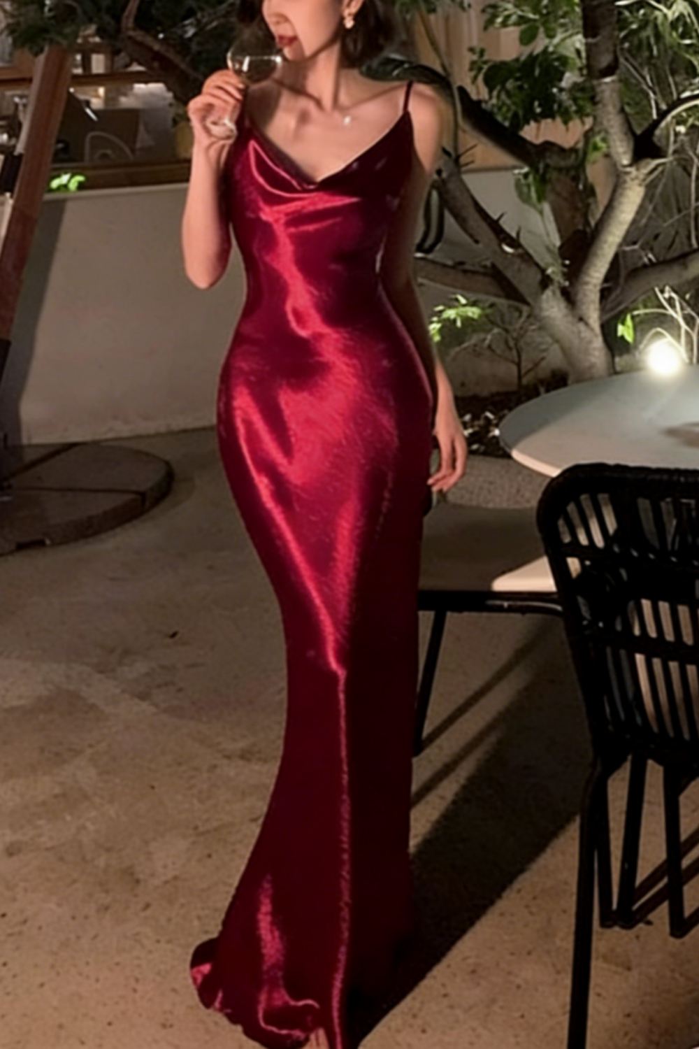 Sexy Deep Red Satin Maxi Dress Spaghetti Strap Backless Design for Cocktail Parties Date Nights FD06
