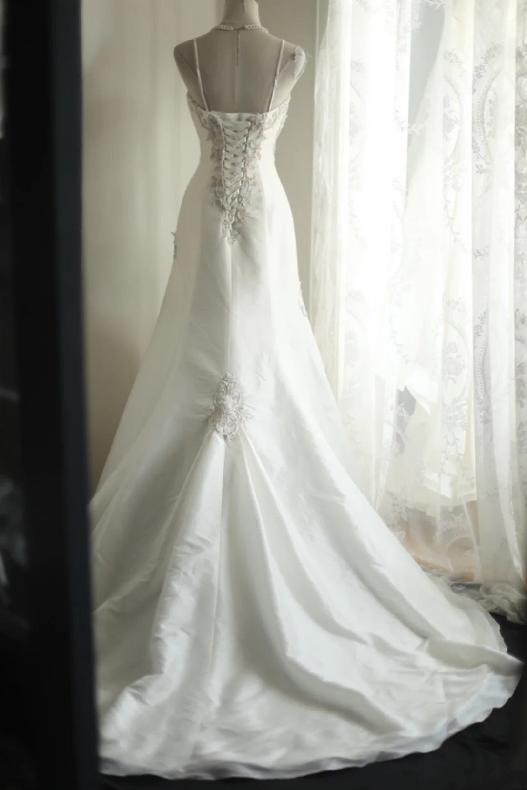 Satin Mermaid Wedding Dress Spaghetti Strap Corset Back Bridal Gown F0170