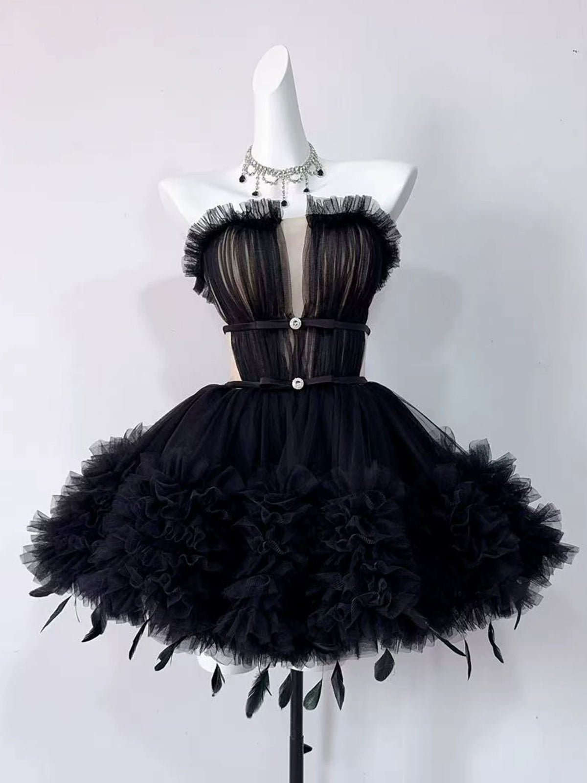 Black Strapless Tulle Feather Mini Homecoming Dress F0331