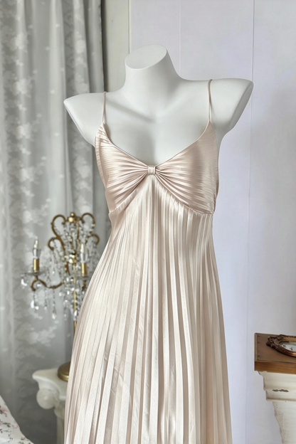 Champagne Back Tie Satin Pleated Bridesmaid Dres F0389