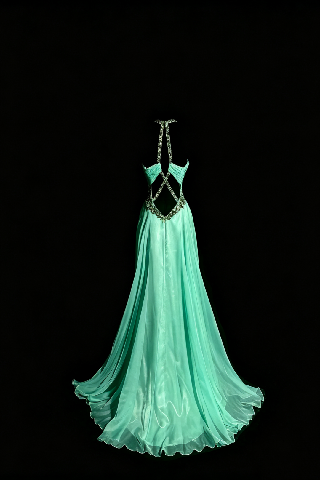 Elfenhafte Chiffon-Abendrobe in Minze, Perlenbesticktes Neckholder-Kleid mit Raffung und offenem Rücken F0041