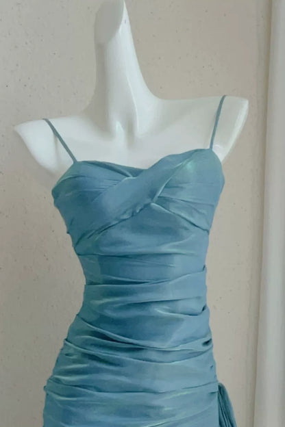 Mermaid-Inspired Coming-of-Age Blue Gown – Premium, Sophisticated Spaghetti-Strap Dress L001