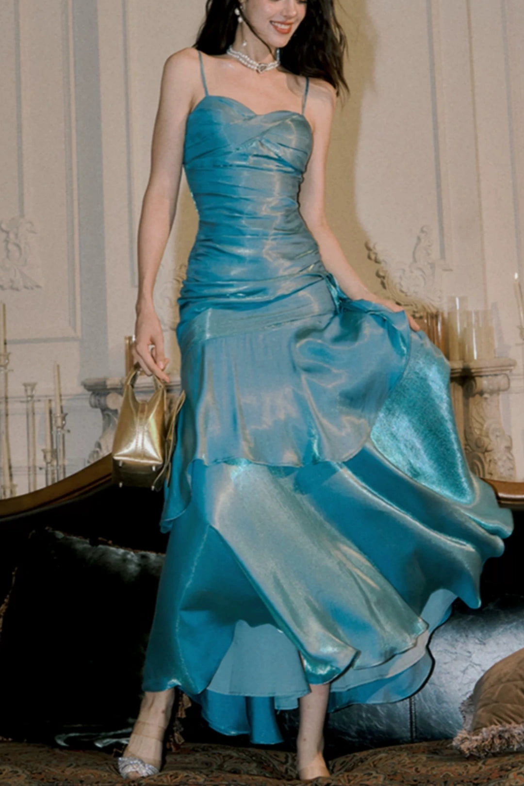 Mermaid-Inspired Coming-of-Age Blue Gown – Premium, Sophisticated Spaghetti-Strap Dress L001