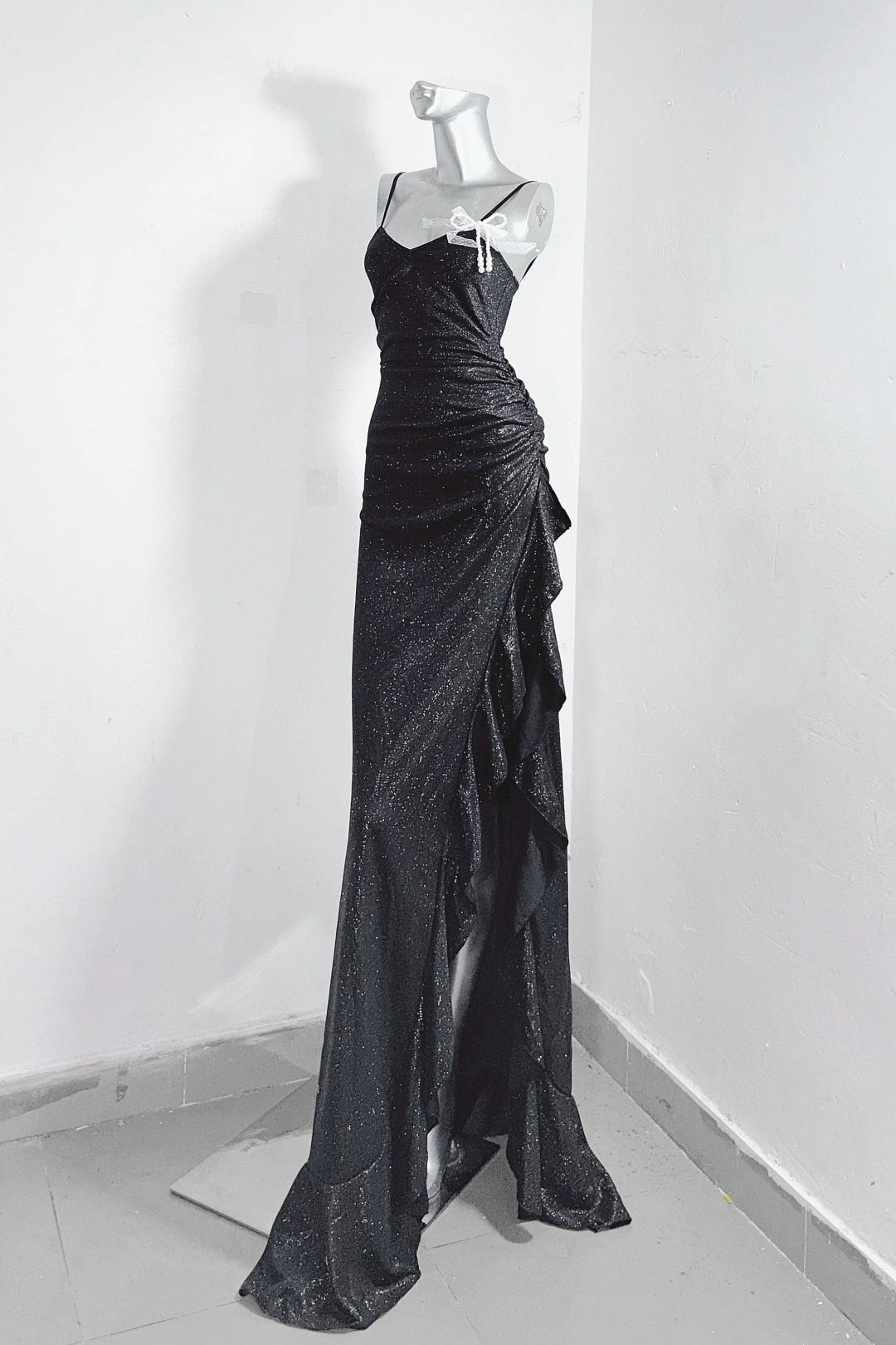 Elegant black glitter mermaid dress with thin spaghetti straps, side ruched waist and asymmetrical ruffle high slit floor-length Dress  F0285