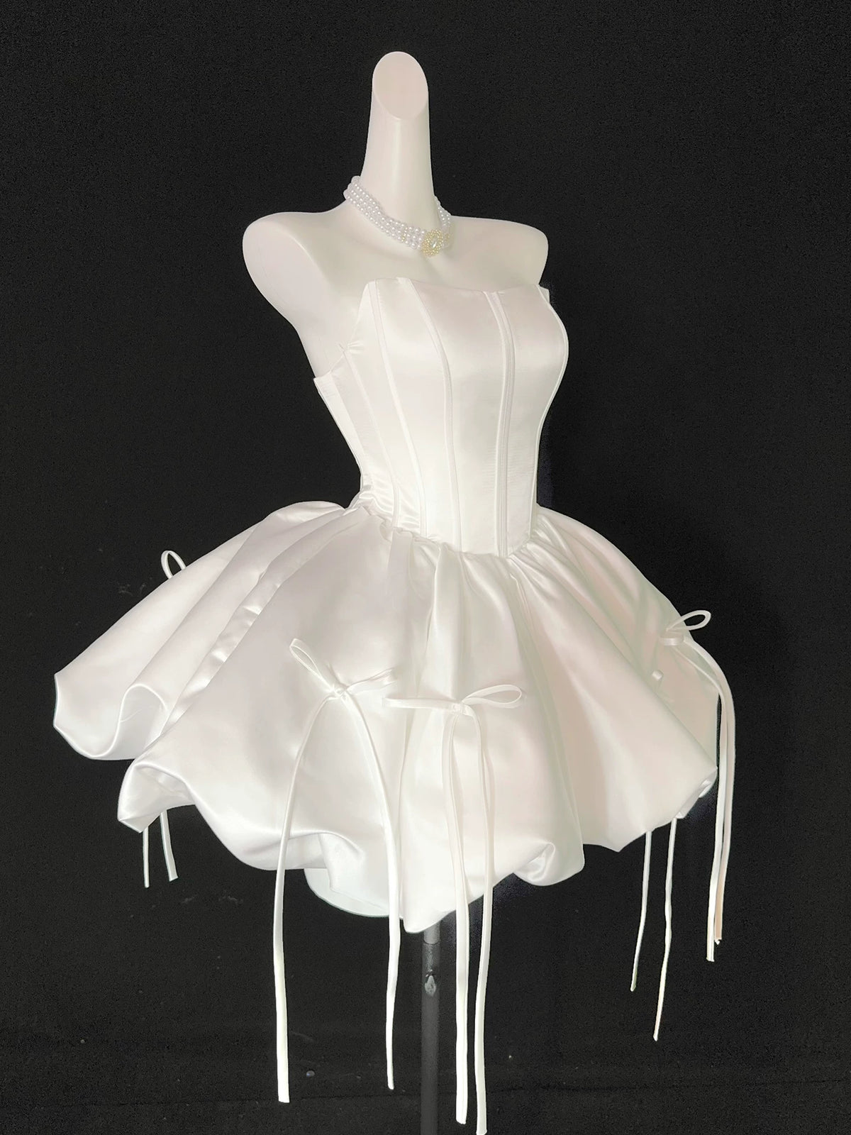 Strapless Satin Puffy Mini Homecoming Dress With Side Bows F0311