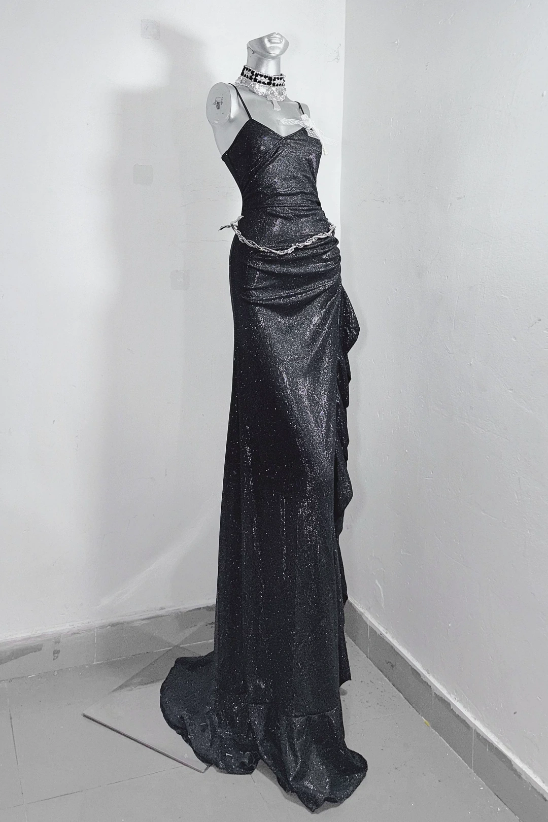 Elegant black glitter mermaid dress with thin spaghetti straps, side ruched waist and asymmetrical ruffle high slit floor-length Dress  F0285