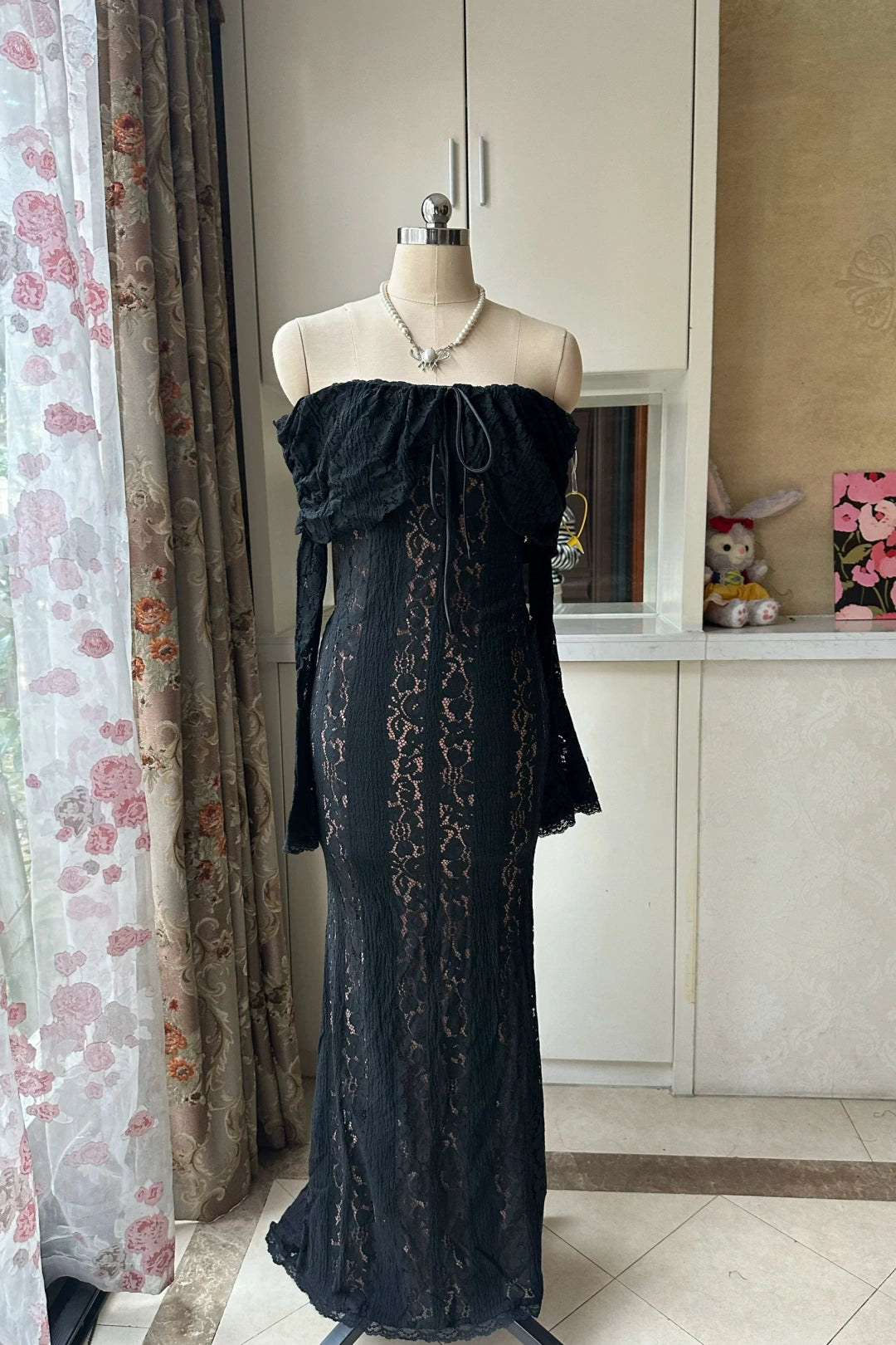 Off Shoulder Lace Mermaid Evening Dress Long Flare Sleeve Party Gown F0426