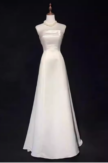 Trägerloses Hochzeitskleid aus weißem Satin mit Schleife am Rücken, Kapellenschleppe, Brautkleid Floral-012