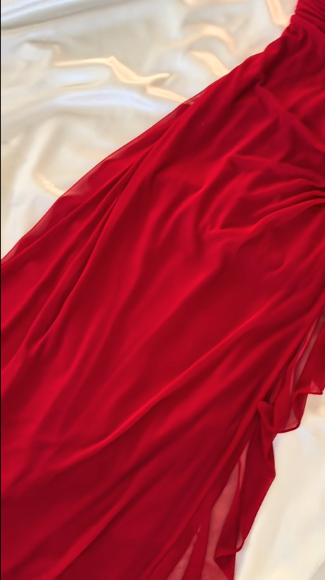 Red Chiffon Halter V Neck Long Evening Dress With Rhinestone F0396