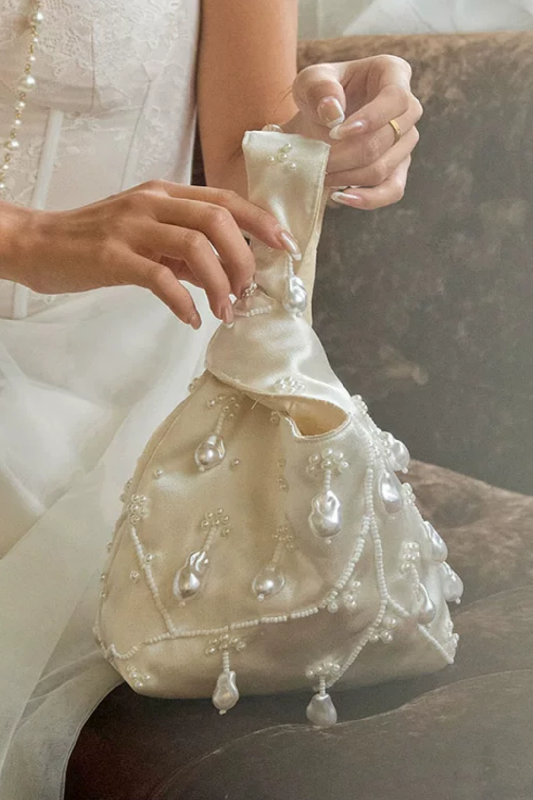 Satin Baroque Pearl Beaded Wedding Handbag, Bridal Evening Clutch B002