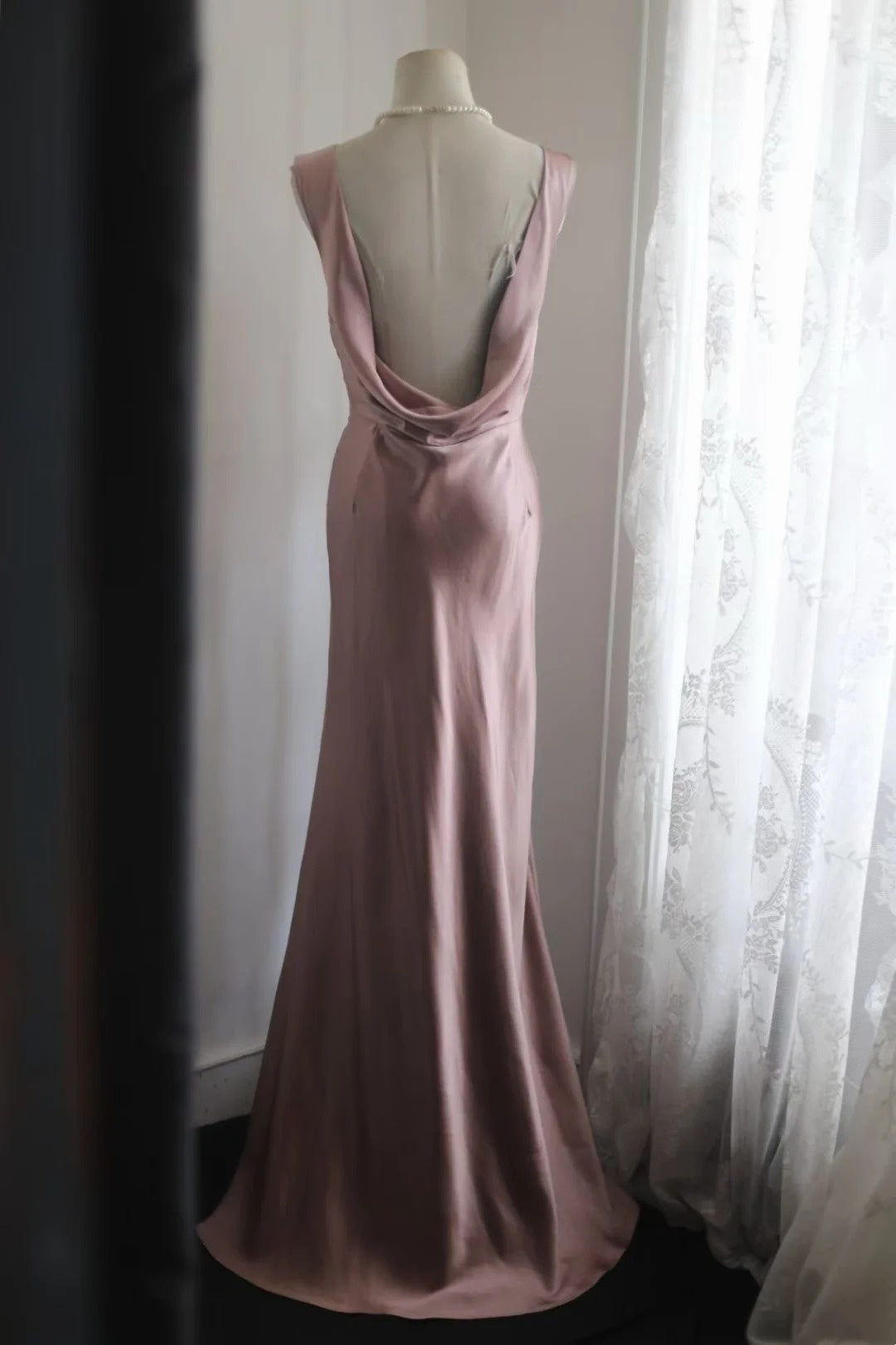 Sleeveless Cowl Back Satin Mermaid Maxi Formal Dress F0531