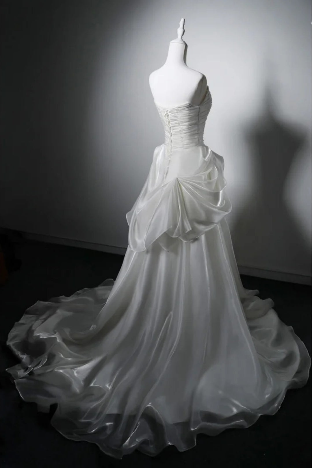 Strapless Ruched Wedding Dress, A Line Bridal Gown With Train F0410