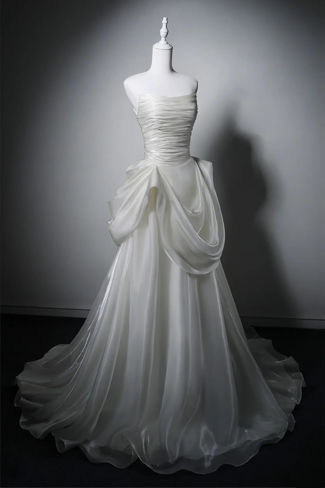 Strapless Ruched Wedding Dress, A Line Bridal Gown With Train F0410