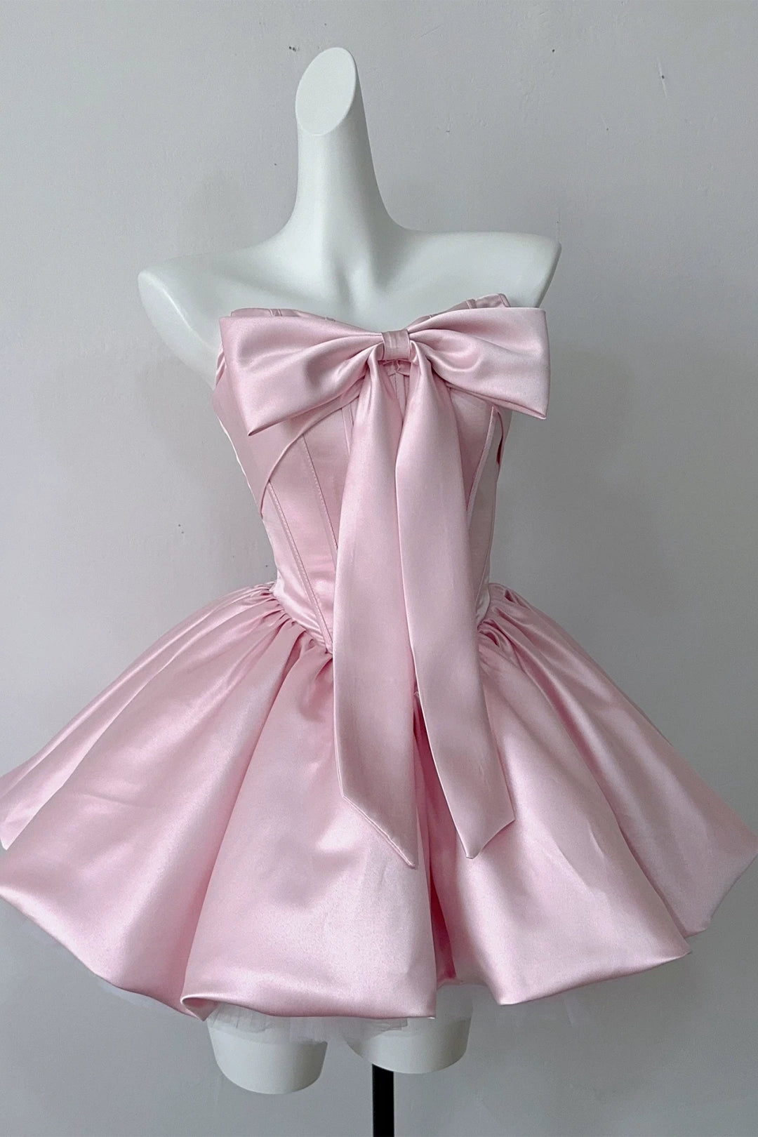 Strapless Satin Mini Homecoming Dress With Big Front Bow F0309